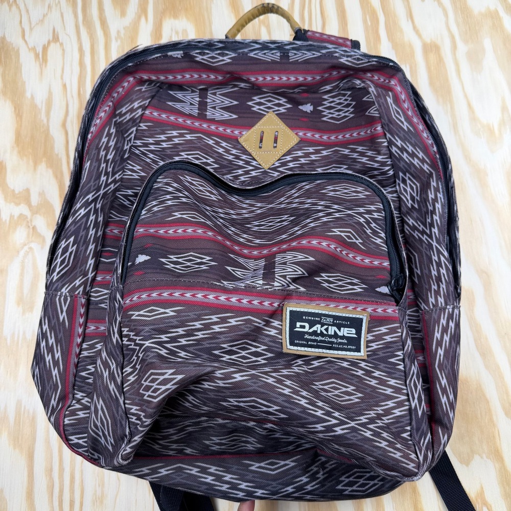 Dakine Southwestern Geometric Print Backpack‎ Brown Red Laptop Sleeve 18in